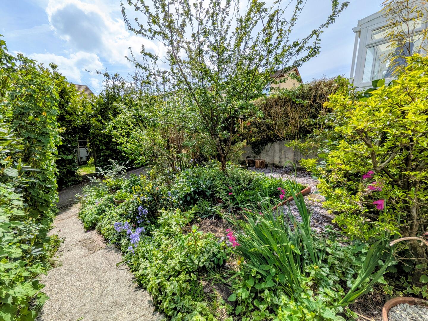 Halwyn Place, Truro